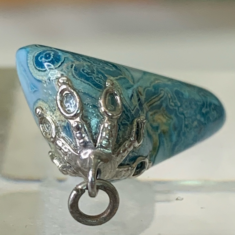 Vintage Blue Crazy Lace Agate Pendant Natural Stone Silver Tone Filigree Cap .9" - Picture 3 of 10
